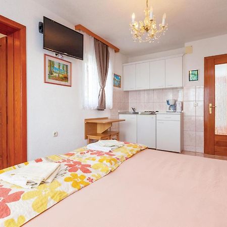Stunning Apartment In Crikvenica With Wifi Luaran gambar