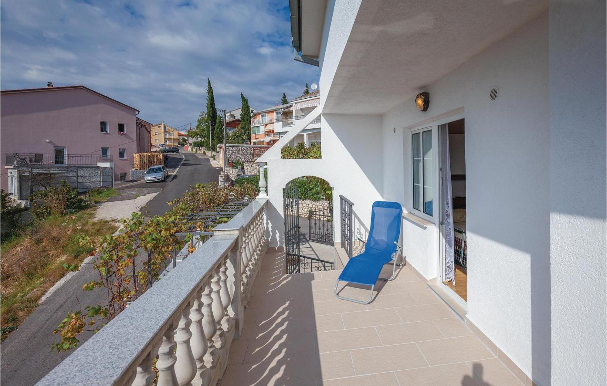Stunning Apartment In Crikvenica With Wifi Luaran gambar